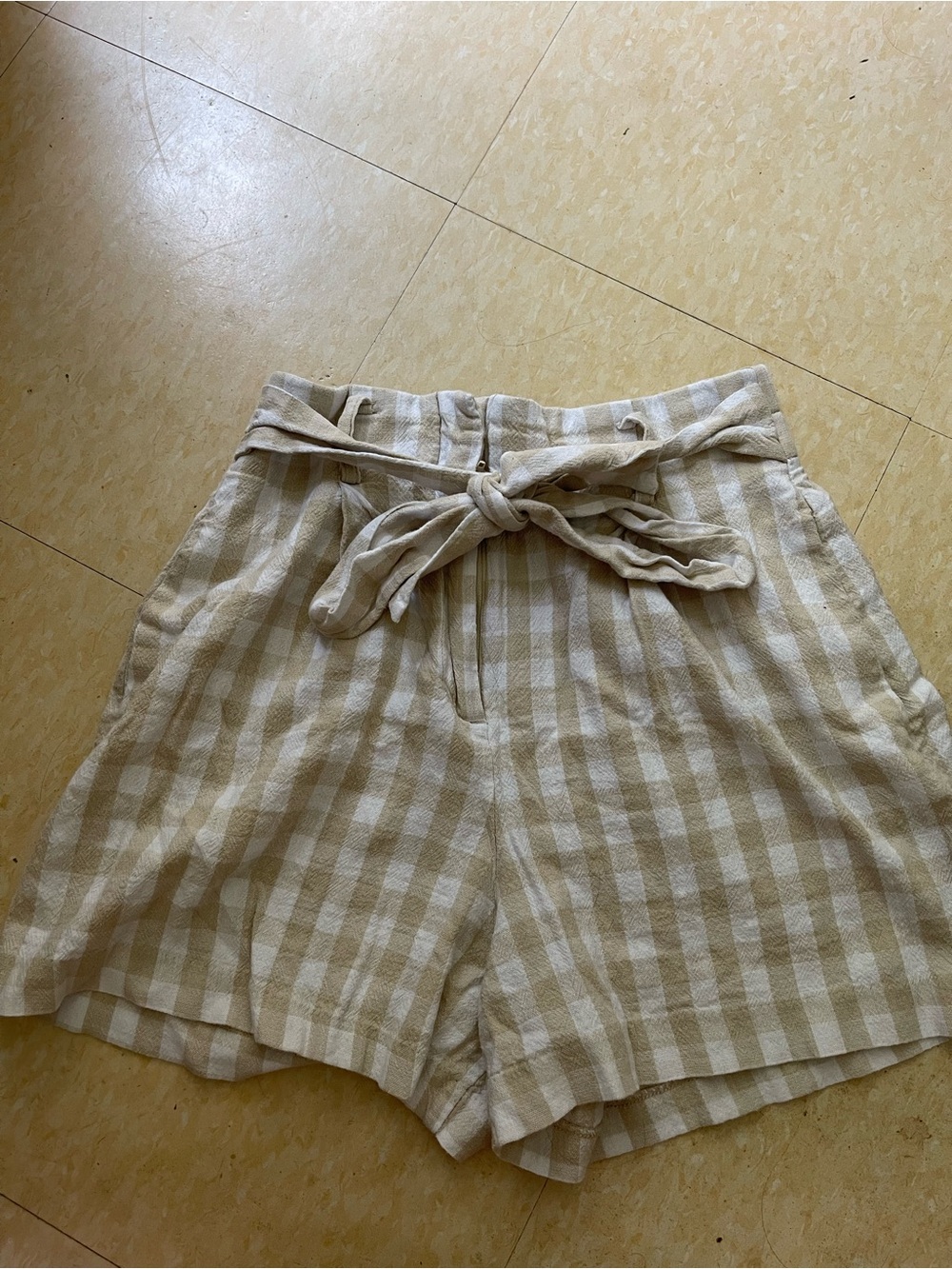 Zara Beige and Cream High-Waist Tie-Belt Plaid Shorts